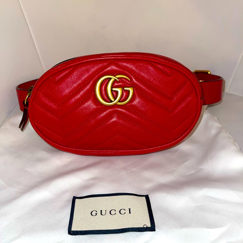 Beautiful Gucci Marmont Matalase belt bag. Like NEW! Pristine Condition!!!!